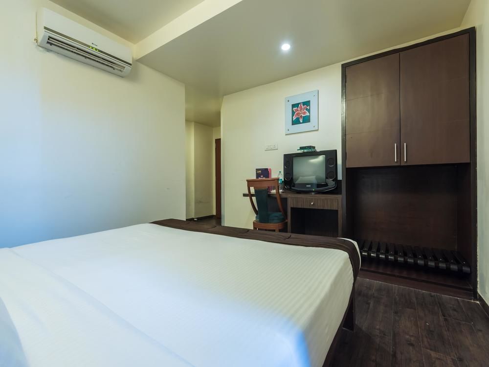 Fabhotel Savoy Suites Mumbai Airport Exterior photo